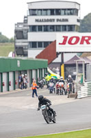 Vintage-motorcycle-club;eventdigitalimages;mallory-park;mallory-park-trackday-photographs;no-limits-trackdays;peter-wileman-photography;trackday-digital-images;trackday-photos;vmcc-festival-1000-bikes-photographs